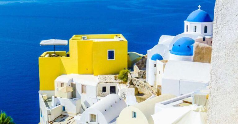 From Athens: 2-Day Tour of Santorini With Accommodation