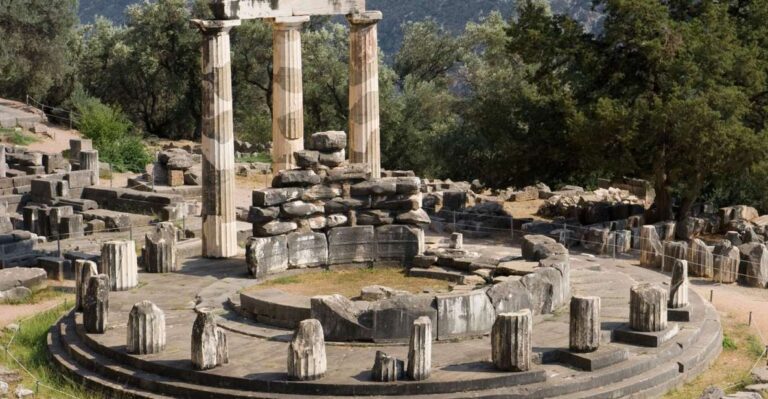 From Athens: 4-Day Peloponnese, Delphi, and Meteora Tour
