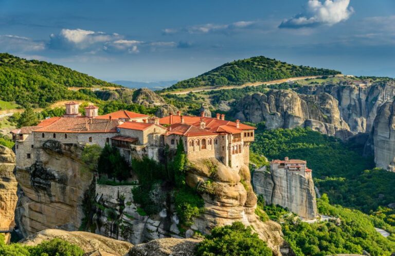 From Athens: Meteora Train Trip With Overnight Stay