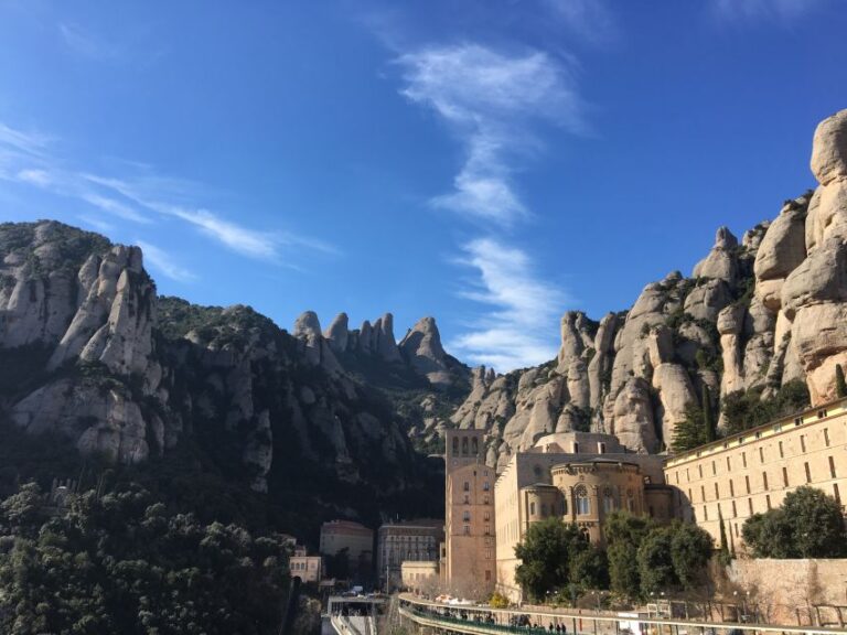 From Barcelona: Montserrat Full-Day Trip With Guided Hike