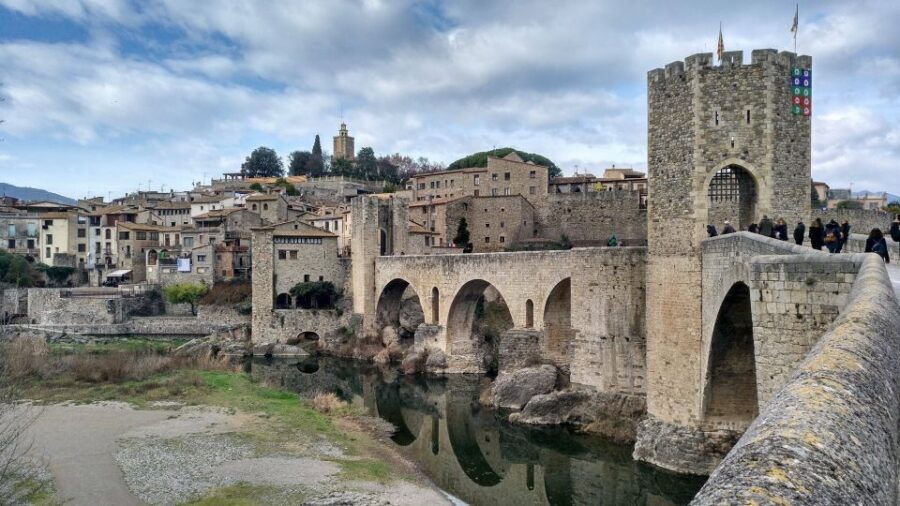 From Barcelona: Private Besalú and Medieval Towns Tour