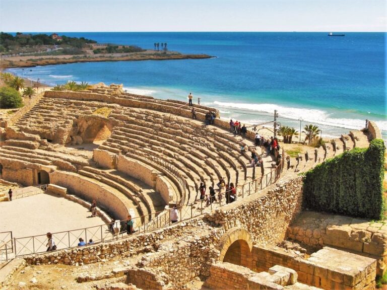 From Barcelona: Private Full-Day Tarragona and Sitges Tour