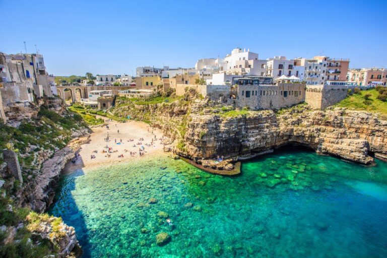 From Bari: Private 8-Day Puglia Tour With Villa by the Sea