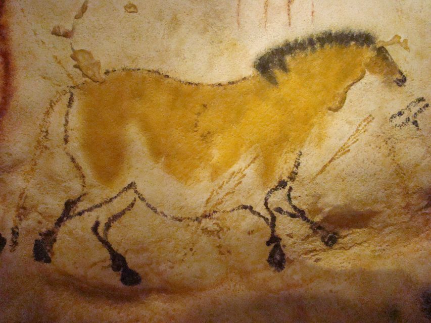 1 from bordeaux lascaux and dordogne valley private tour From Bordeaux: Lascaux and Dordogne Valley Private Tour