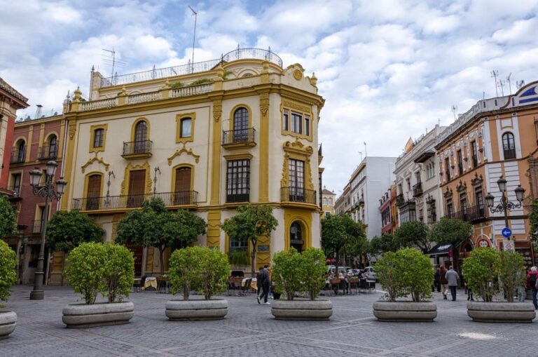 From Cordoba: Seville Private Tour-Real Alcazar-Cathedral