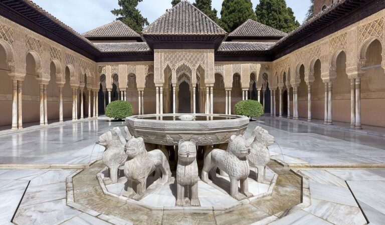 From Costa Del Sol: Granada, Alhambra Nasrid Palaces Tour