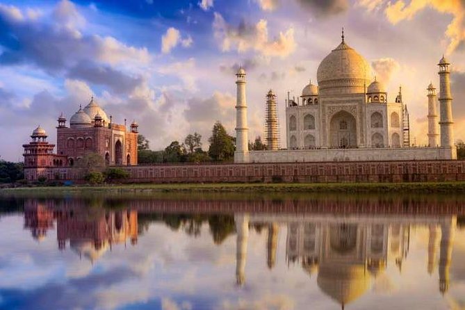 From Delhi : 2 Day Delhi and Agra Taj Mahal Tour by Car