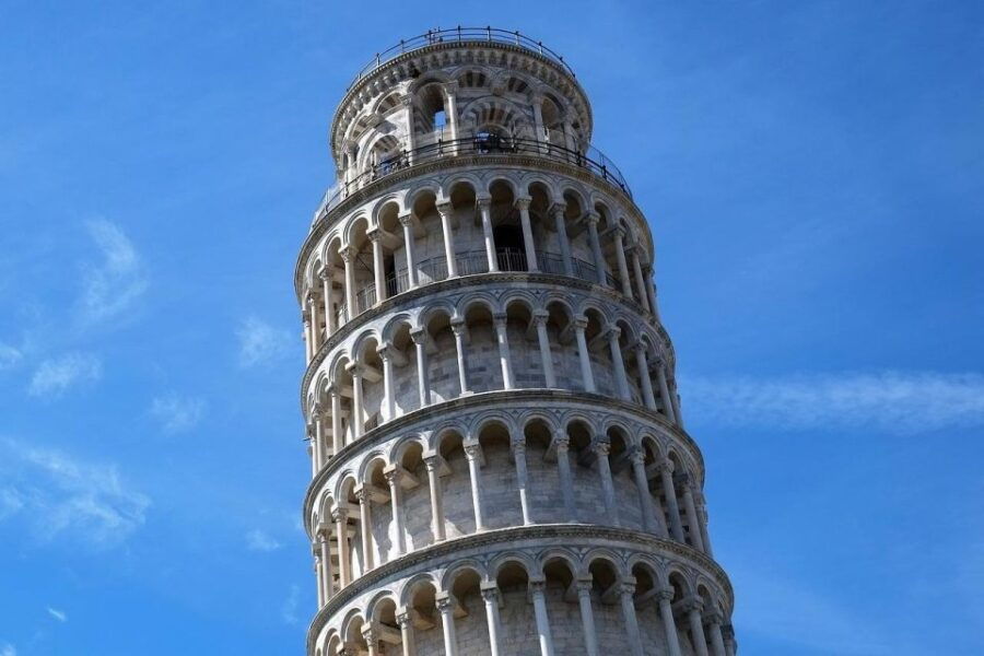 From Florence: Private Full-Day Tour of Pisa and Lucca