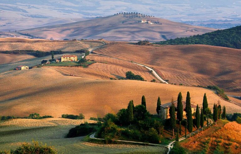 From Florence: Val D’Orcia Full-Day Wine Tasting Tour