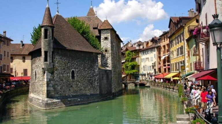 From Geneva: Private Annecy Tour