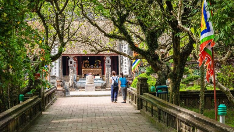 From Ha Noi: Ninh Binh With Hoa Lu, Trang an & Mua Cave