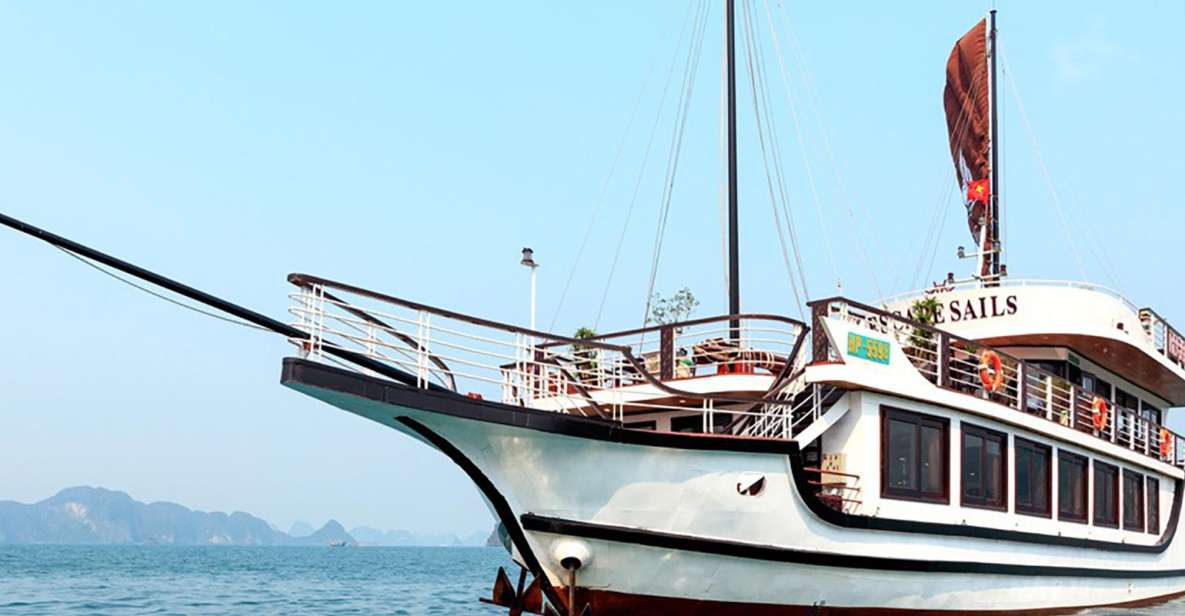 From Hanoi: Lan Ha and Ha Long Bay Day Cruise