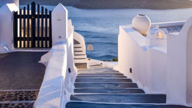 From Heraklion Explore Santorini Villages, Oia & Fira