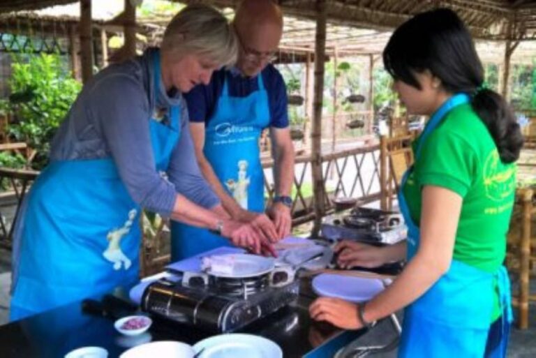 From Hoi An:Scenic Cooking Tour at Tra Que Vegetable Village