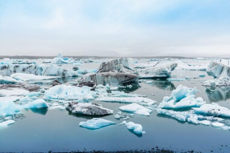 From Jökulsárlón: Crystal Ice Cave Guided Day Trip