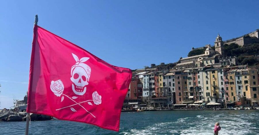 1 from la spezia to portovenere and 5 terre on the pink boat From La Spezia to Portovenere and 5 Terre on the Pink Boat!