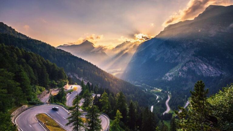 From Lake Como: Bernina Red Train Tour to St. Moritz