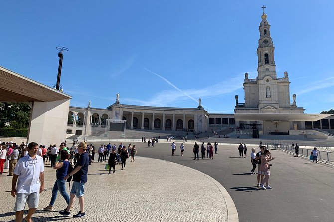 1 from lisbon to sanctuary of fatima half day private tour From Lisbon to Sanctuary of Fátima Half-Day Private Tour