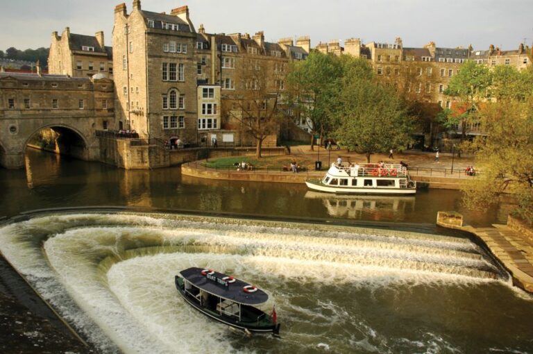 From London: Stonehenge, Bath & Lacock Full-Day Sunrise Tour