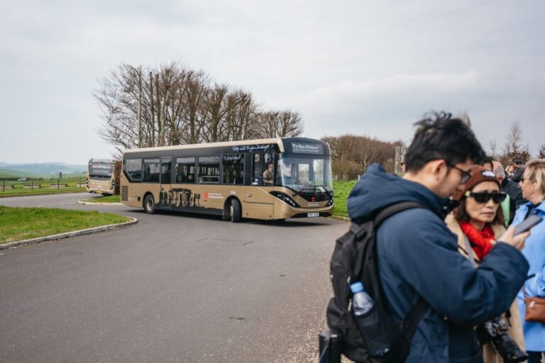 From London: Stonehenge Half-Day Trip With Audio Guide