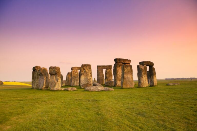 From London: Stonehenge & the Stone Circles of Avebury Tour