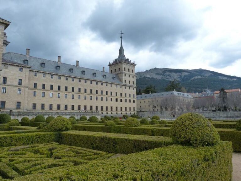 From Madrid: Escorial Monastery & Valley of the Fallen Tour