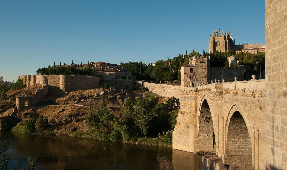 1 from madrid toledo day trip w walking tour lookout visit From Madrid: Toledo Day Trip W/ Walking Tour & Lookout Visit