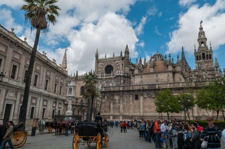 From Malaga: Private Seville, Alcazar and Cathedral Day Trip