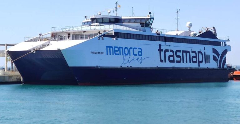 From Mallorca: Same-Day Round-Trip Ferry Ticket to Menorca