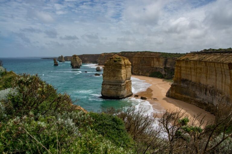 From Melbourne: Reverse Great Ocean Road Day Trip With Lunch