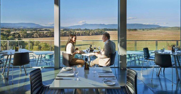 From Melbourne: Yarra Valley Wildlife & Wine Day Tour