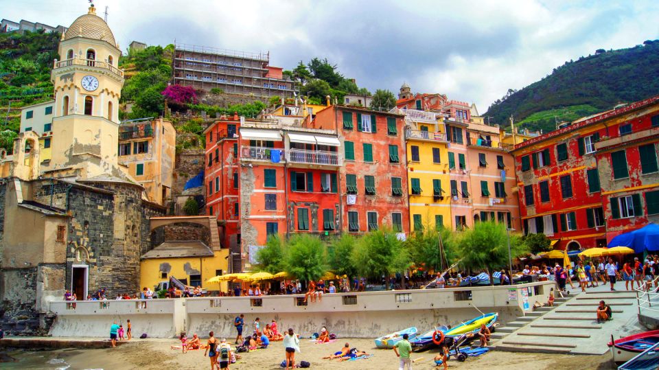 From Montecatini: Cinque Terre, Vernazza, Lucca Guided Tour