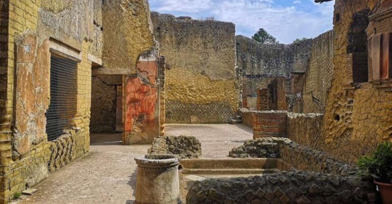 From Naples: Pompeii and Herculaneum Half-Day Private Trip