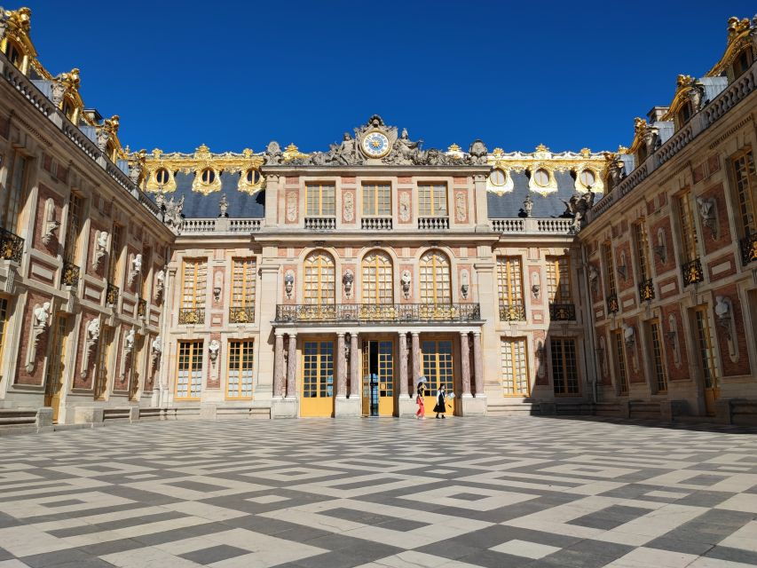 From Paris: Versailles Guided Private Day Trip by Train