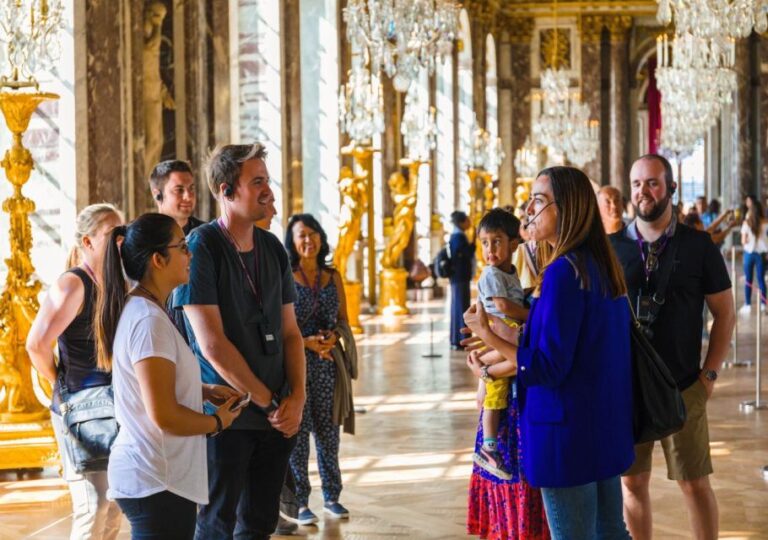 From Paris: Versailles Palace and Gardens Guided Day Trip