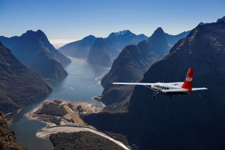From Queenstown: Milford Sound Day Trip With Cruise & Flight