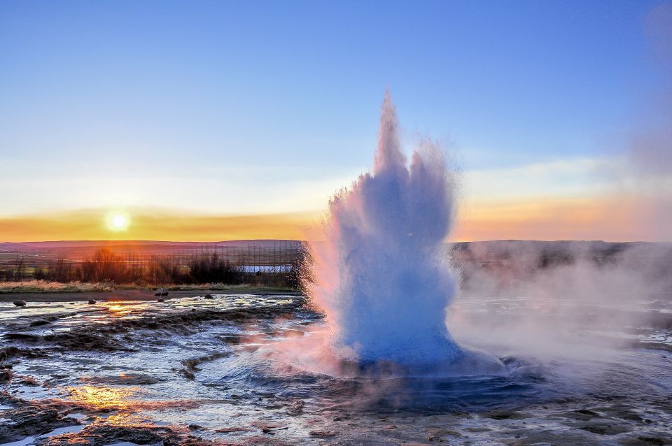 From Reykjavik: Golden Circle & Geothermal Bakery Tour - Highlights