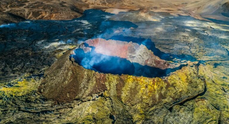 From Reykjavik: Live Volcano Area Helicopter Tour