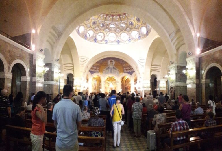 From San Sebastian: Lourdes Private Full-Day Tour