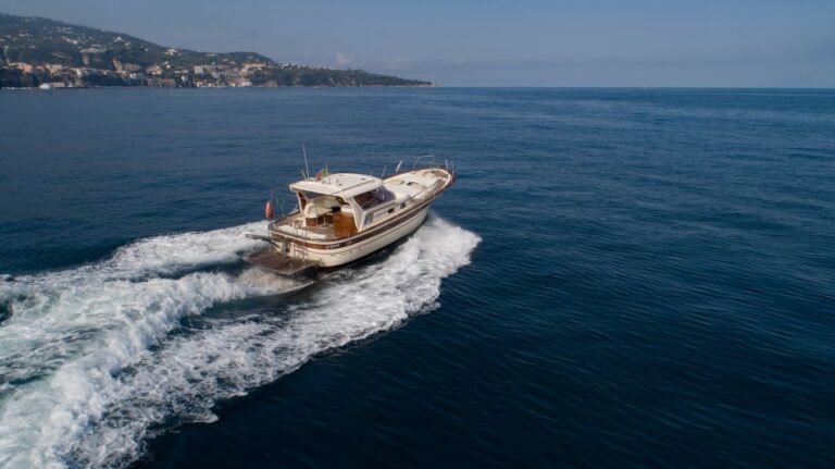 From Sorrento: Private Ischia and Procida Boat Tour