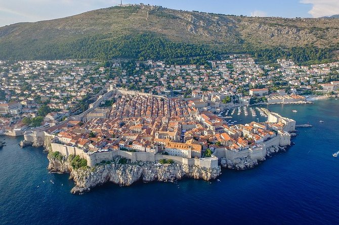 From Split Airport to Dubrovnik (Round Trip, Private Transfer)
