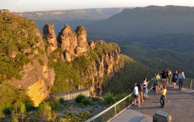 From Sydney: Full Day Blue Mountains Tour in SUV