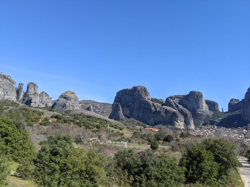 From Thessaloniki: Meteora Small Group Day Trip