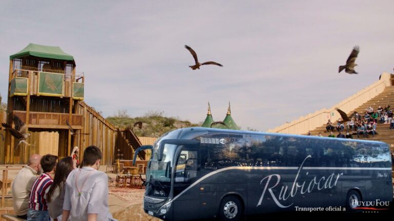 From Toledo: Puy Du Fou Round-Trip Transfer