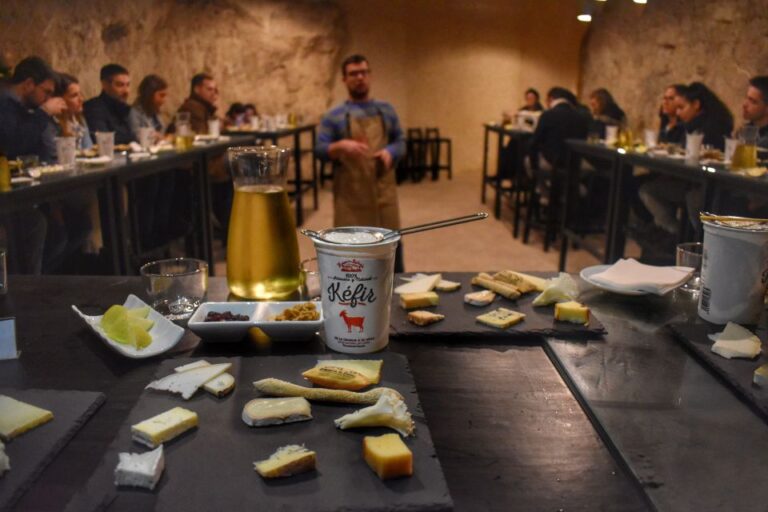From Valencia: Guided Cheese Factory Tour With Wine Tasting