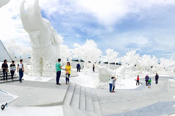 Frost Magical Ice of Siam at Pattaya With Return Transfer