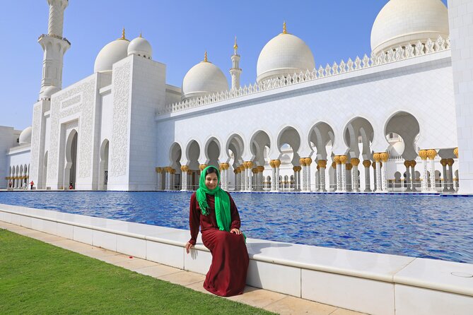 Full-Day Abu Dhabi City Tour With Qasr Al Watan