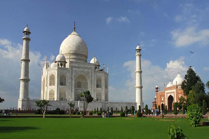 Full Day Agra Tour With Taj Mahal at Sunrise and Sunset