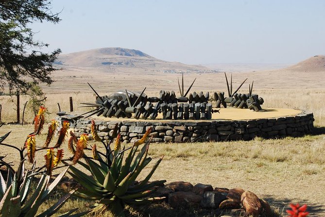 Full-Day Isandlwana and Rorkes Drift Battlefield Tour From Durban