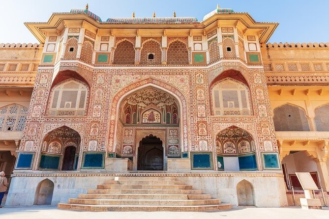 Full- Day Jaipur Tour With Licensed Tour Guide and AC Car